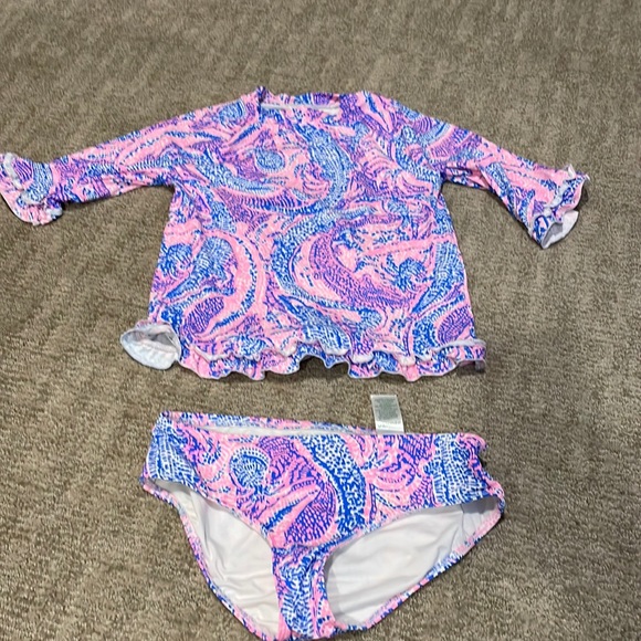 Lilly Pulitzer rashguard set - Picture 1 of 3